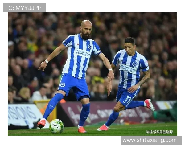 蓝十字与波特莫尔联的激烈对决揭示了足球战术的博弈与球队实力的较量